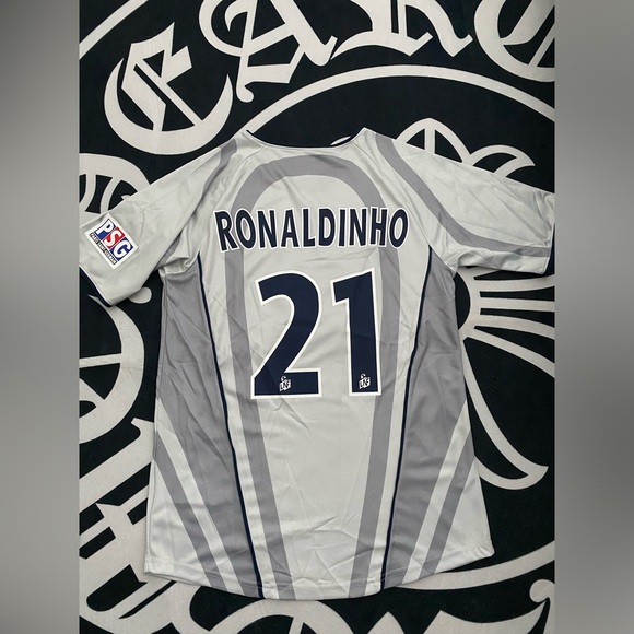 Nike Ronaldinho #21 Paris Saint Germain F.C PSG 2001/2002 Away Soccer Jersey kit - Picture 4 of 4